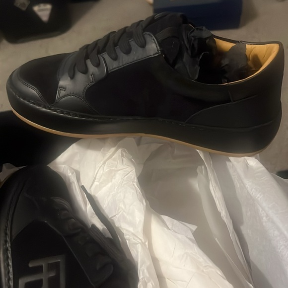 Brandnew - Picture 3 of 6